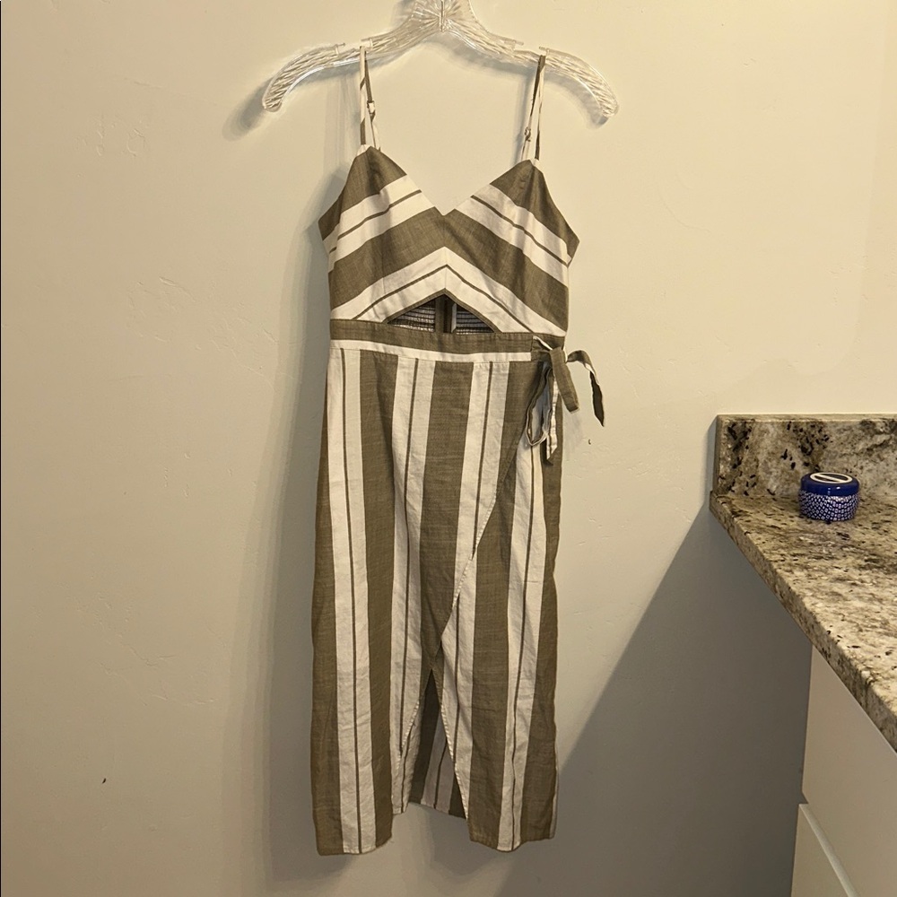 Express Dress - sage and white linen